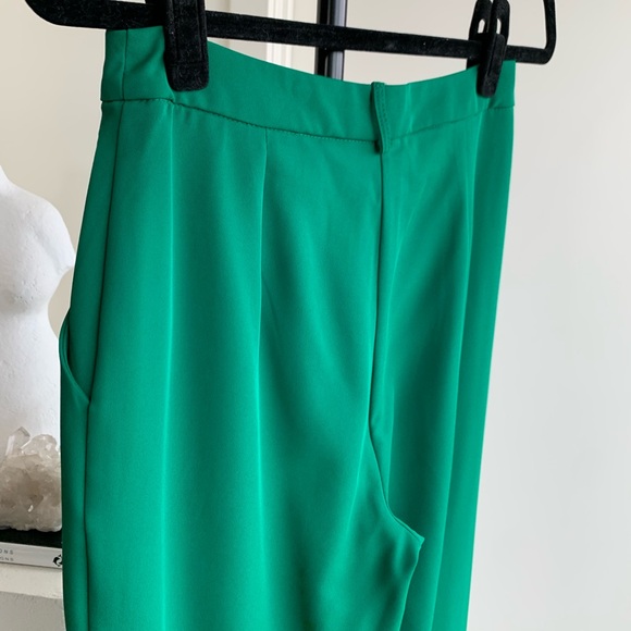 NWT Green Two Piece Pantsuit Set - Picture 12 of 12